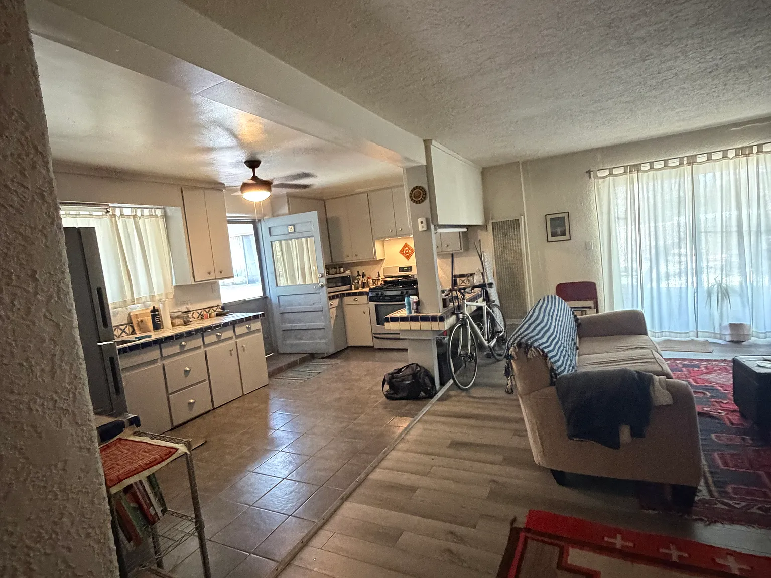 1 bed, 800 sqft, $1,450 — Photo 2