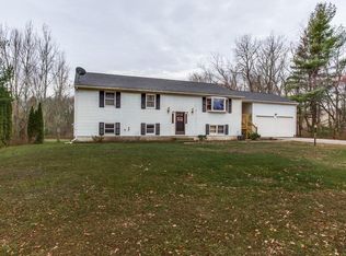 3 Larned Rd, Oxford, MA 01540