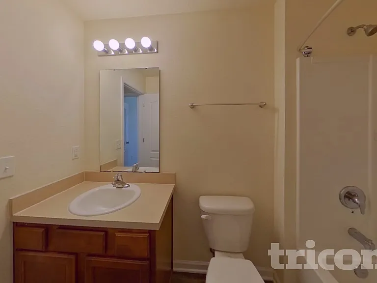 3323 Canyon Falls Dr — Photo 16