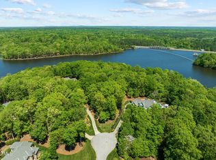 10 Lakeside Ln #40, Durham, NC 27712