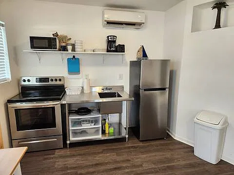 1 bed, $1,800 — Photo 2