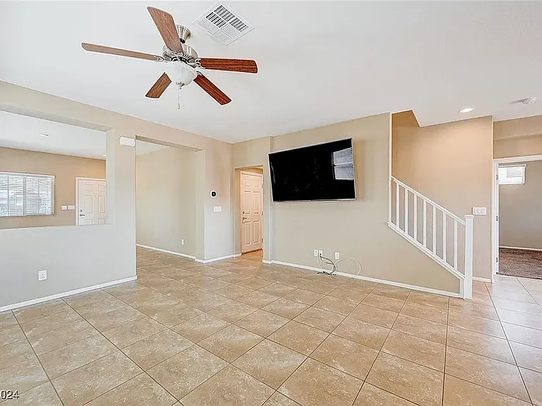9146 Laughing Owl Ave — Photo 3