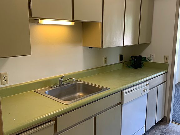 2nd image of 545 NE Kamiaken St #11361561