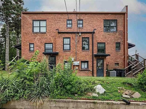 4th image of 3603 Davenport St #2