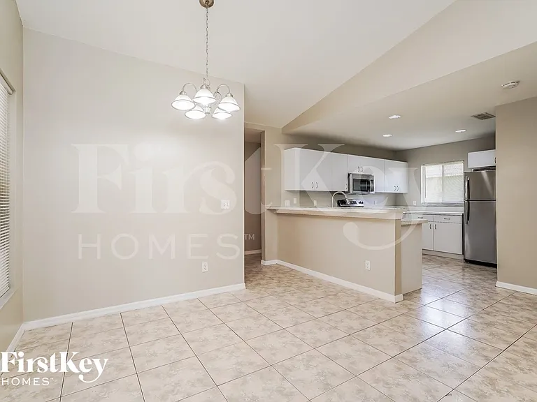 8381 Bahamas Rd — Photo 5