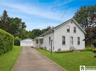 48 Oak St, Westfield, NY