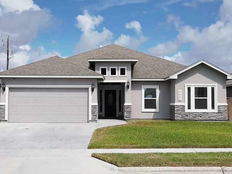 3921 Woodhouse Ln — Photo 1