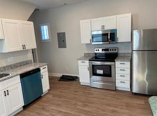 220 E 10th St #2, Newport, KY 41071