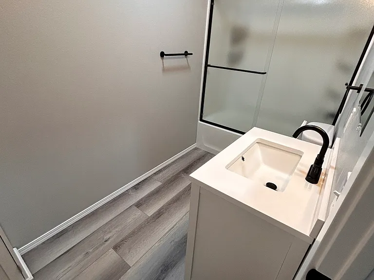 1611 McKinley Ave #D — Photo 5
