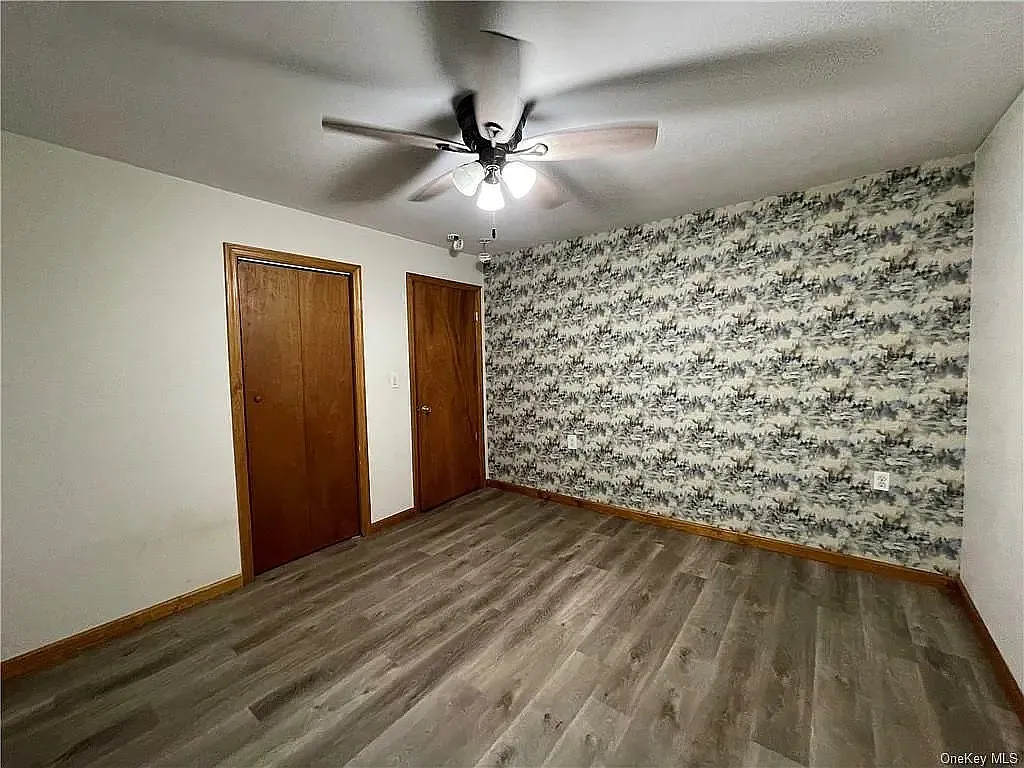 3 bed, $2,900 — Photo 2