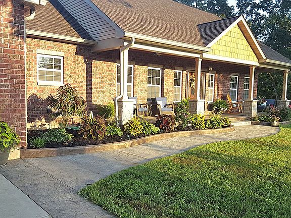 3rd image of 3097 Brook Stone Rd