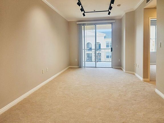 2nd image of 2463 Watermarke Pl
