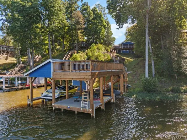 137 Forest Ct, Bracey, VA 23919