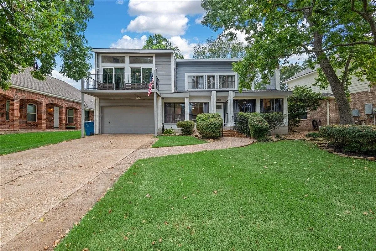 3 bed, 3.5 bath, 3208 sqft, $2,900 — Photo 1