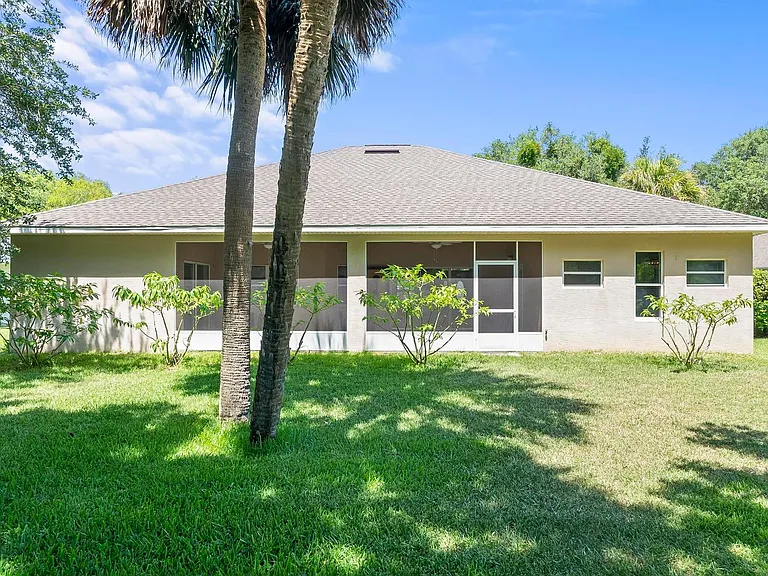 24 Lakecliff Dr — Photo 55