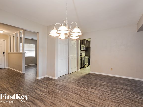 4th image of 203 Idyllwilde Dr