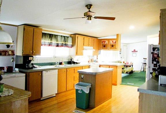 3rd image of 9110 McArthur Ct