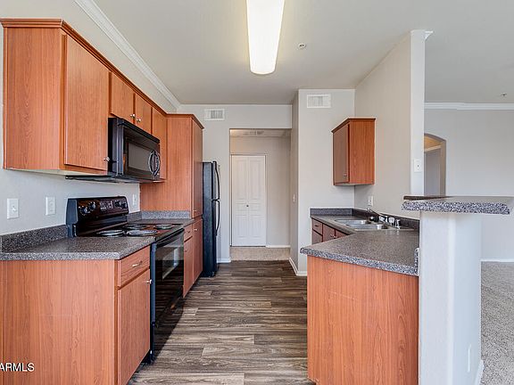 5th image of 1941 S PIERPONT Drive #2076