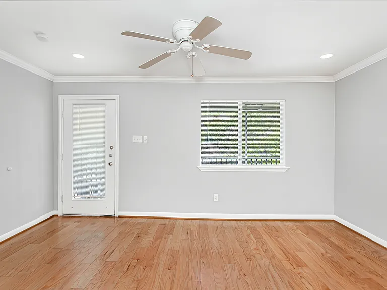 4931 Junius St #8 — Photo 9