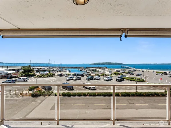 22222 Dock Avenue S #2C, Des Moines, WA 98198
