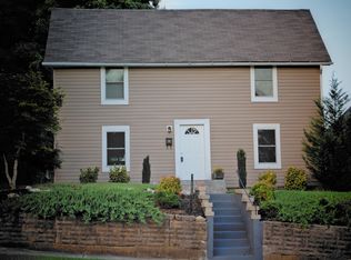 405 N A St, Lenoir City, TN 37771