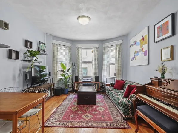 15 Colborne Rd APT 3, Brighton, MA 02135