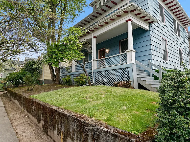 Pl T Madison & 23rd Duplex (Ddl-002-B) — Photo 1