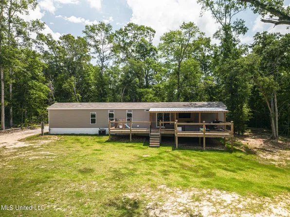 13403 Old Woolmarket Rd, Biloxi, MS 39532