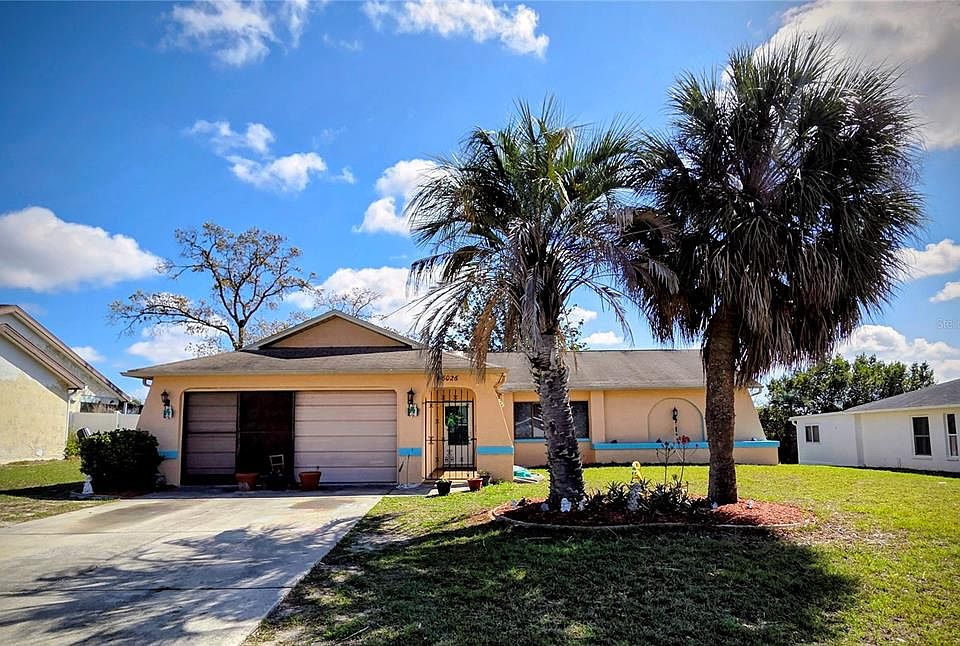 1st image of 8026 Victoria Way