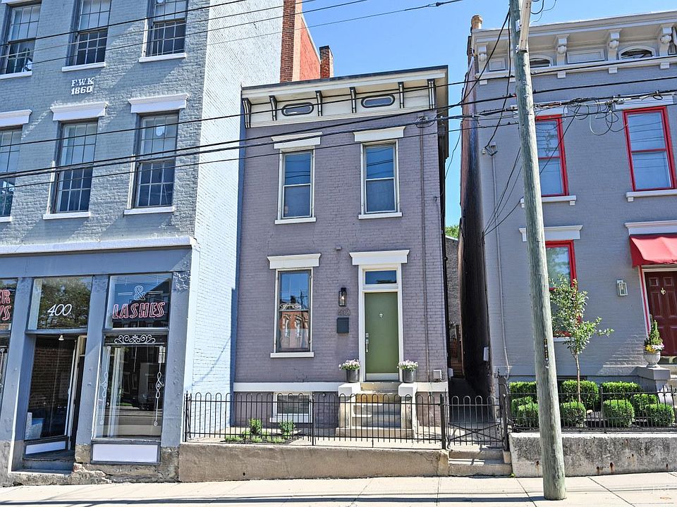 1st image of 402 Liberty Hl