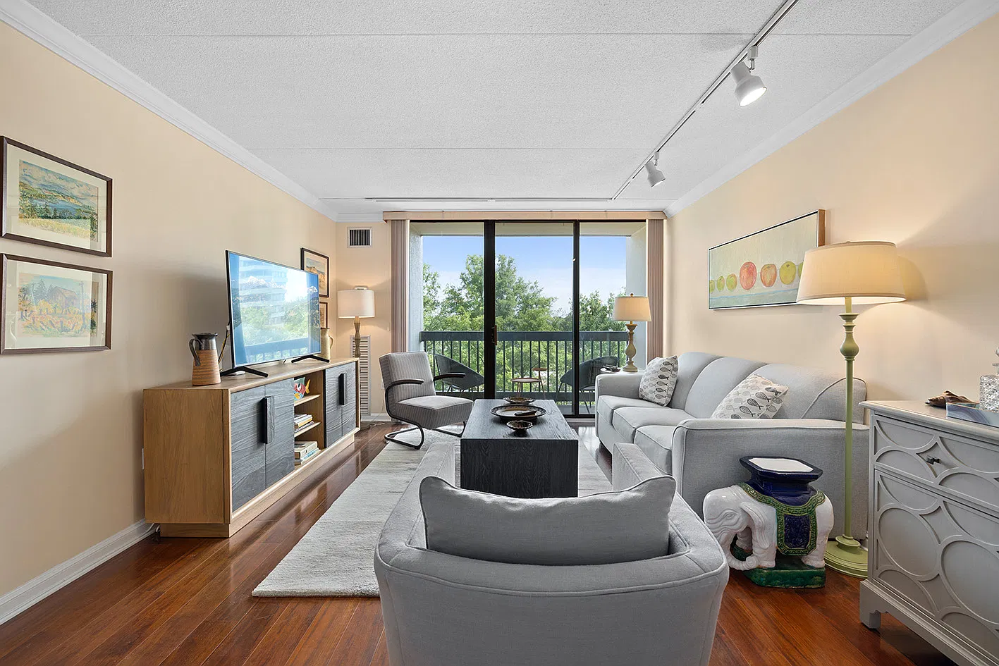 2 bed, 1066 sqft, $2,500 — Photo 4
