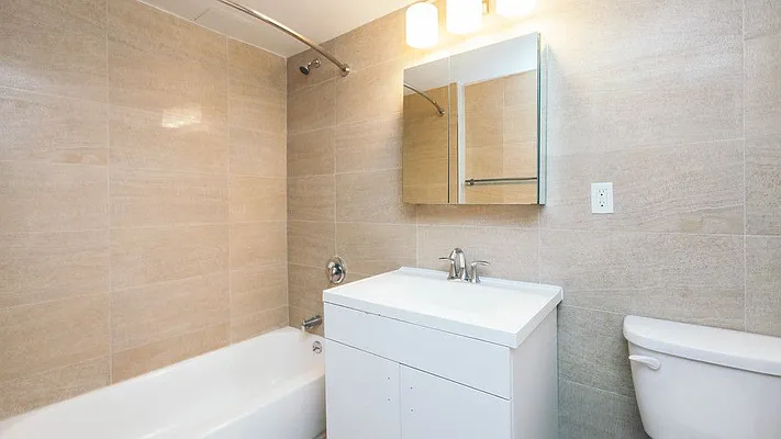 Rented by Nooklyn NYC LLC | media 75