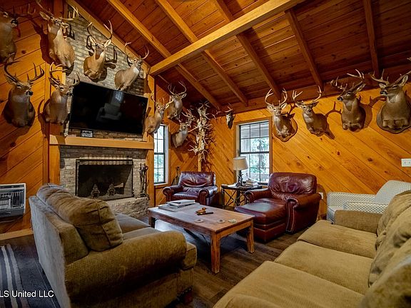 9th image of this home