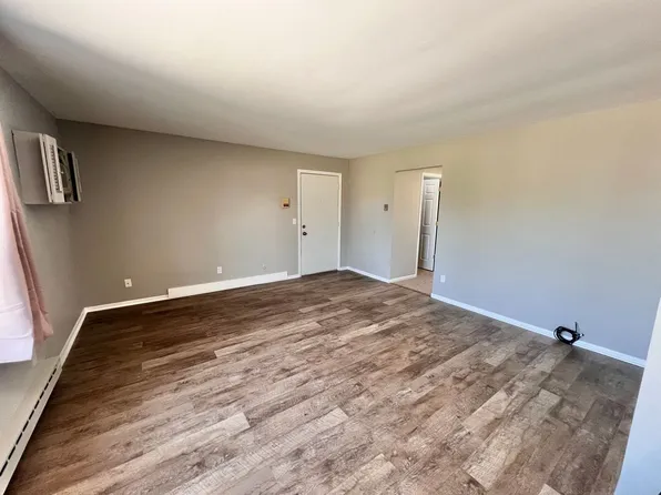 2008 Military St APT 18, Port Huron, MI 48060