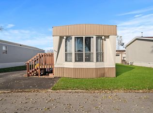 104 10th Ave, Bartlett, IL 60103