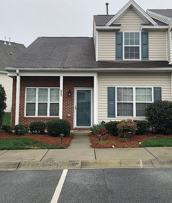 1st image of 623 Grasswren Way