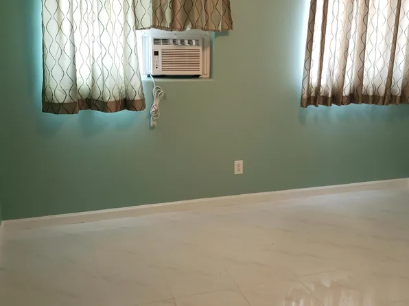 1008 Akaka Ln, Honolulu, HI 96813