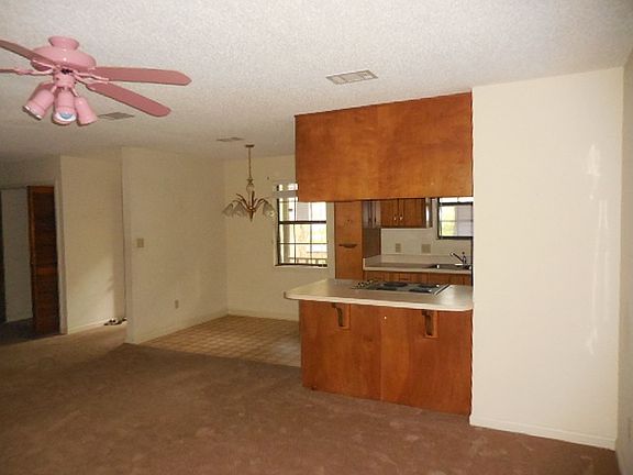 5th image of 1946 Longview Dr