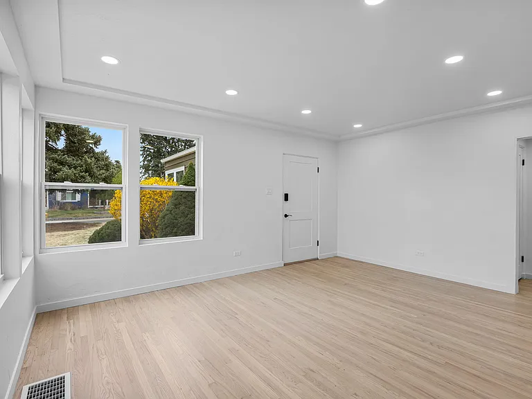 1340 E Vassar Ave — Photo 6