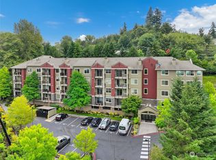 6800 132nd Pl SE UNIT E403, Newcastle, WA 98059