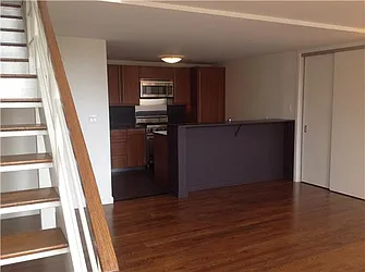 Rented by R New York