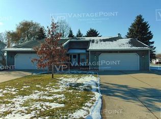 1950 Tunis Rd, Green Bay, WI 54311