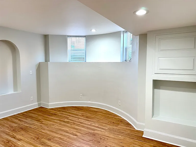 616 Columbus Ave #B1 — Photo 7