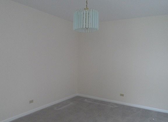 2nd image of 16637 Wexford Ct