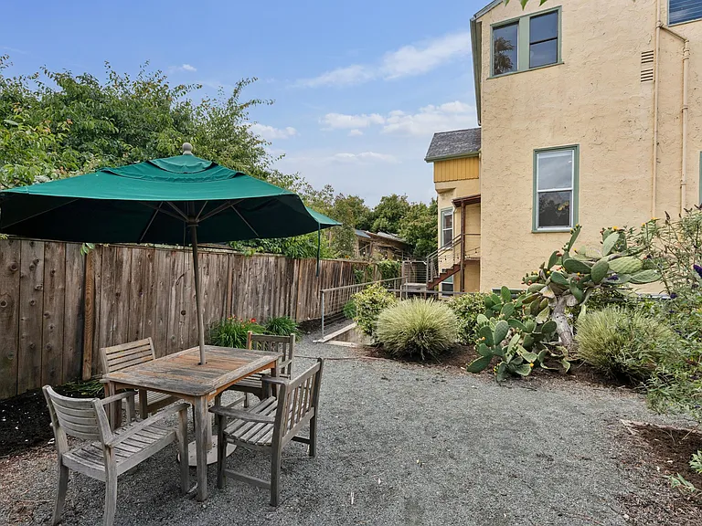 2927 Lorina St #1 — Photo 20