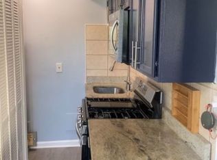 5225 Dix St NE APT 101, Washington, DC