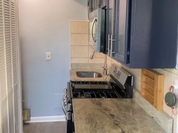 5225 Dix St NE APT 101, Washington, DC 20019