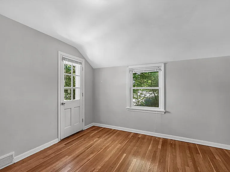 1130 Haselton Rd — Photo 19