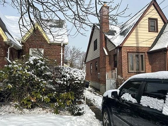 3rd image of 204-05 115th Ave