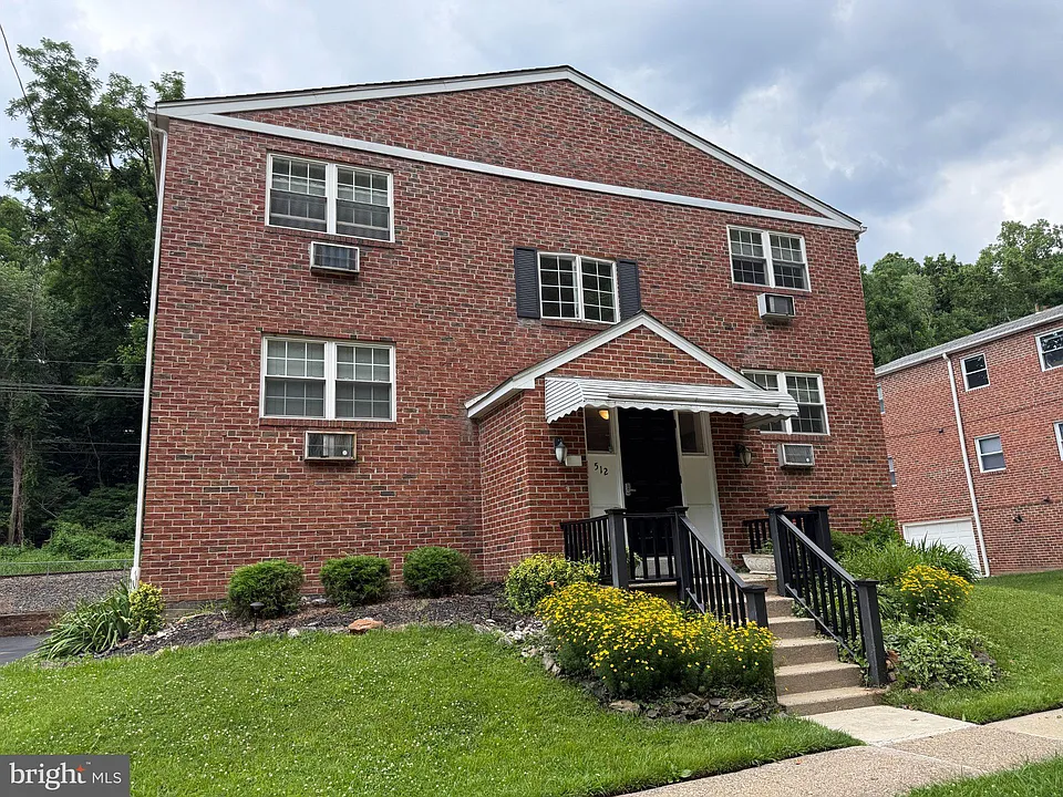 512 Stidman Dr #D3